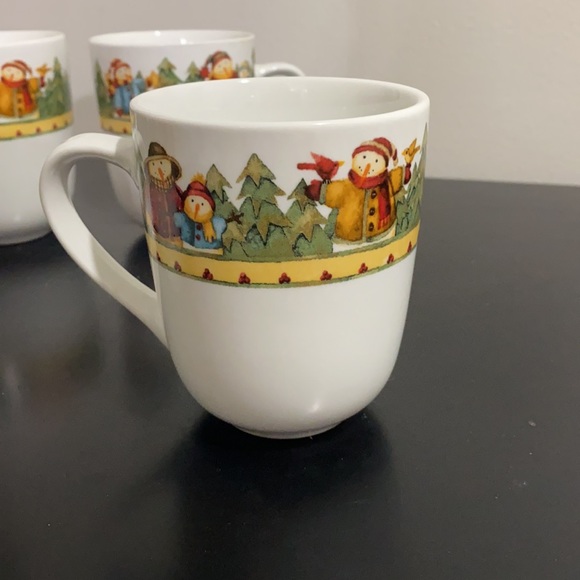 4 Snowman Christmas Coffee cups ☃️ - Picture 6 of 10